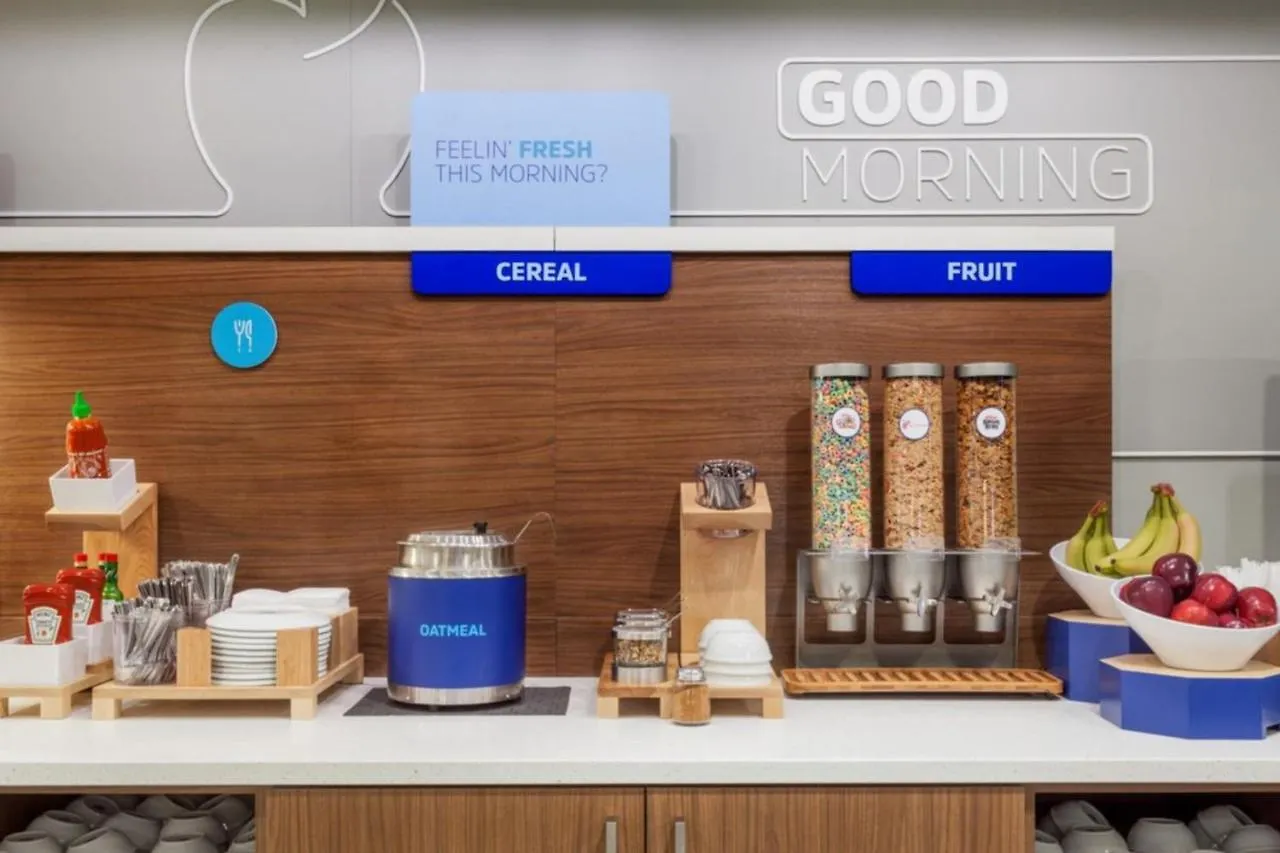 Holiday Inn Express & Suites Seattle - City Center USA