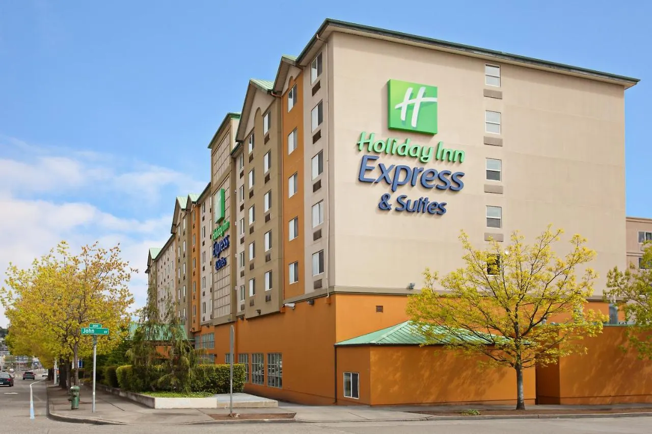 Holiday Inn Express & Suites Seattle - City Center Hotel