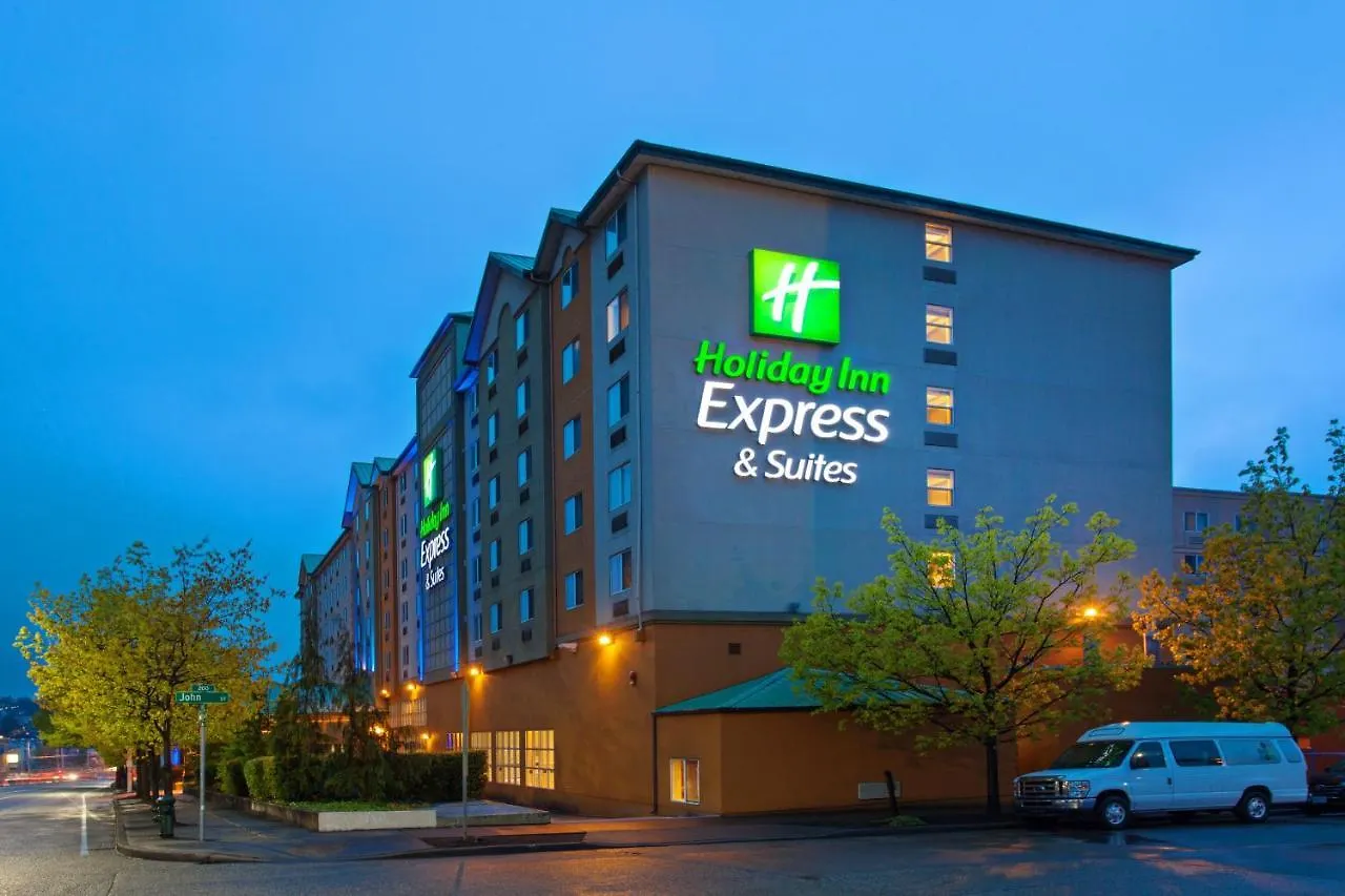 Holiday Inn Express & Suites Seattle - City Center 3*,
